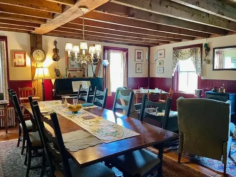 6311 Vt Route 7a Sunderland VT 05250