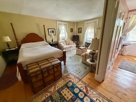 6311 Vt Route 7a Sunderland VT 05250