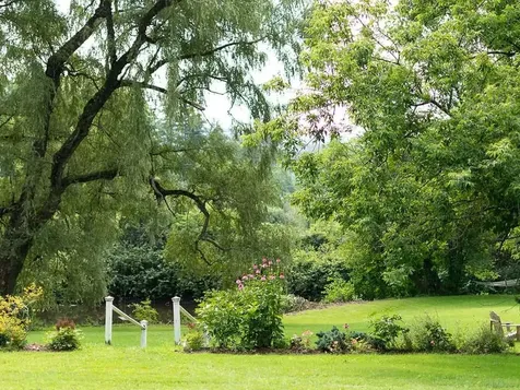 6311 Vt Route 7a Sunderland VT 05250