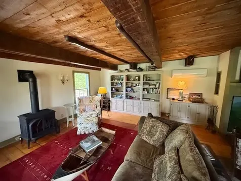 6311 Vt Route 7a Sunderland VT 05250