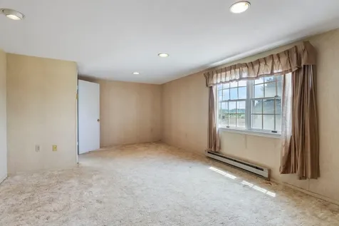 260 Meadow Road Portsmouth NH 03801