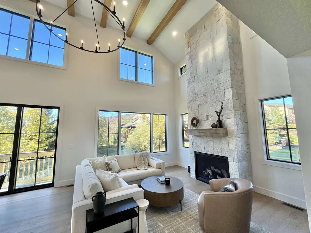 3 Overbrook Drive Dover VT 05356