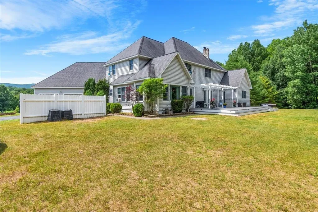 272 Oak Hill Road Shaftsbury VT 05262