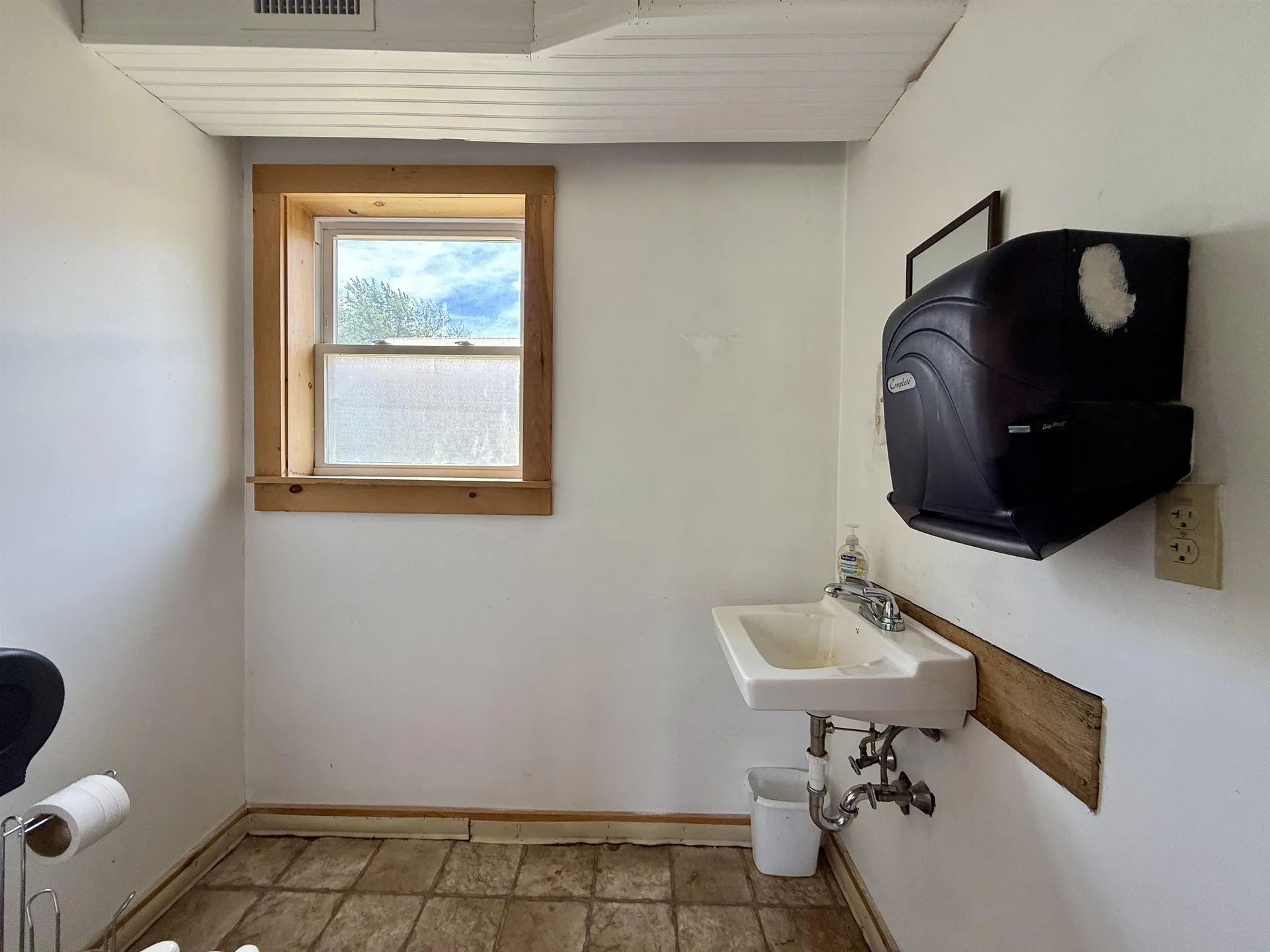 8570 Vt Route 9 Woodford VT 05201