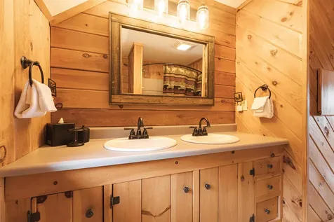 339 Coldbrook Road Wilmington VT 05363