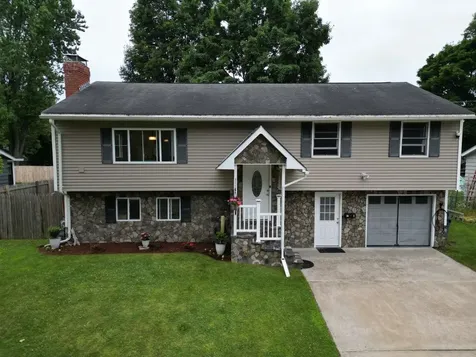 71 Venus Avenue Burlington VT 05408