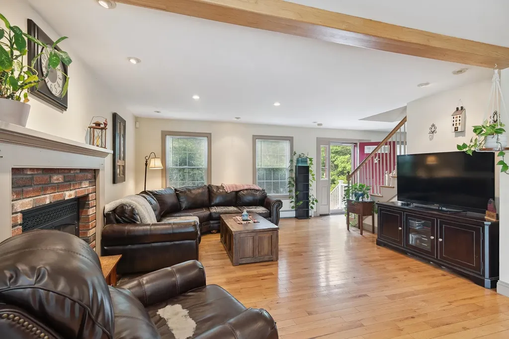 13 Sheepboro Road Rochester NH 03867
