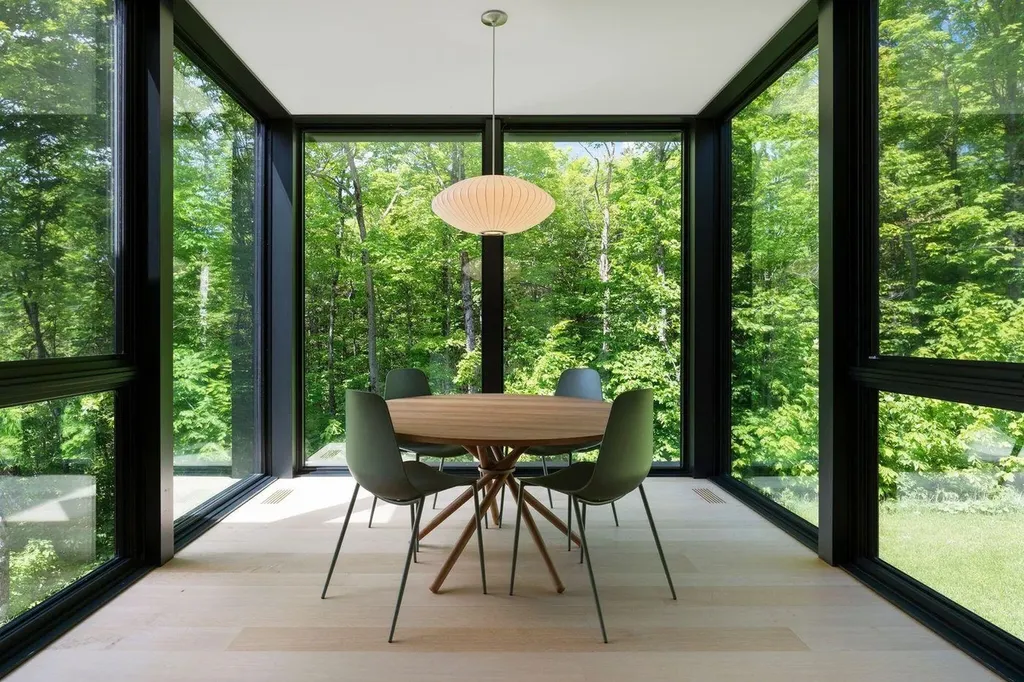 811 Bear Creek Lane Waterbury VT 05677