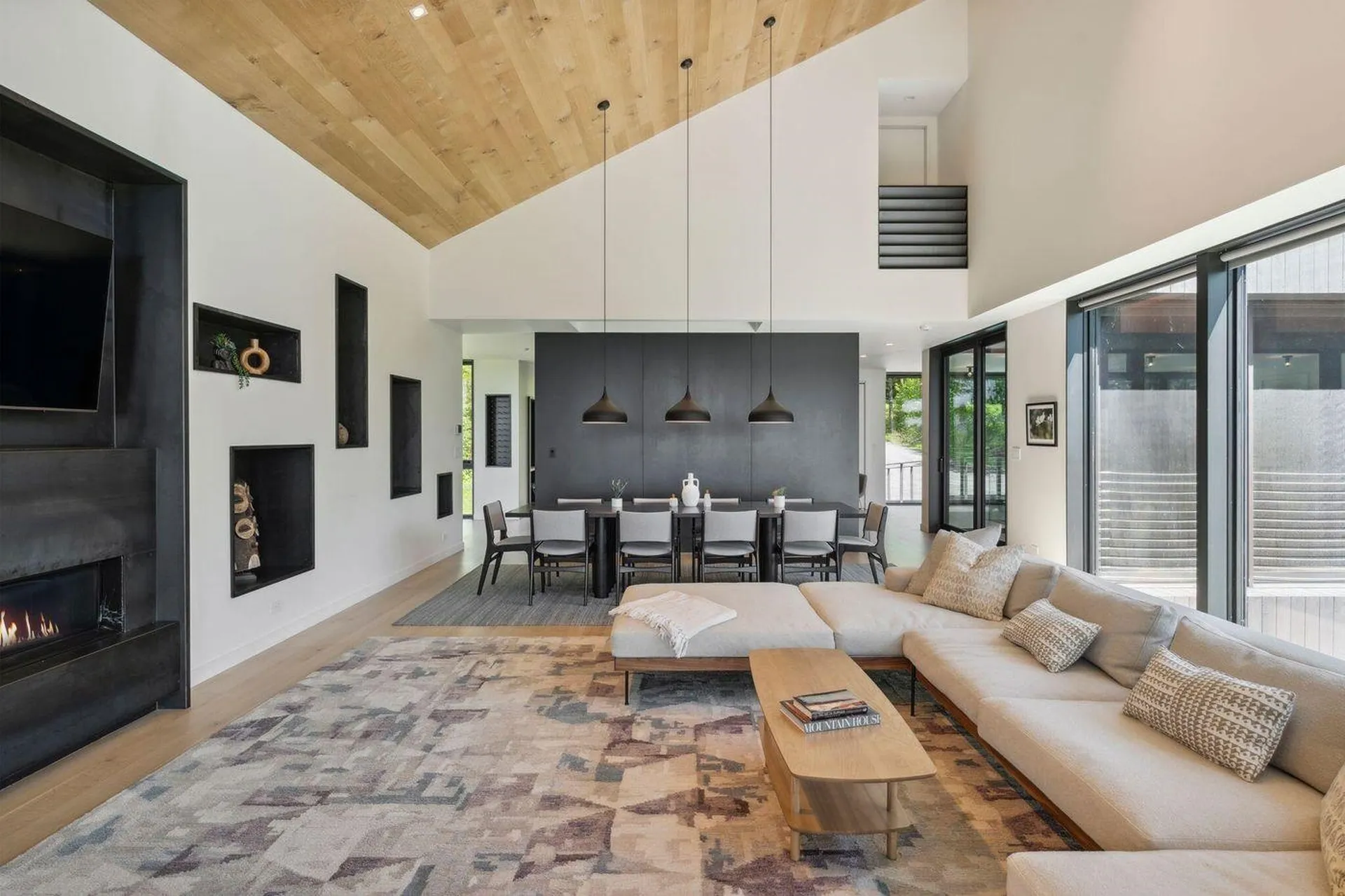 811 Bear Creek Lane Waterbury VT 05677