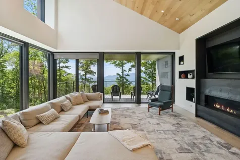 811 Bear Creek Lane Waterbury VT 05677