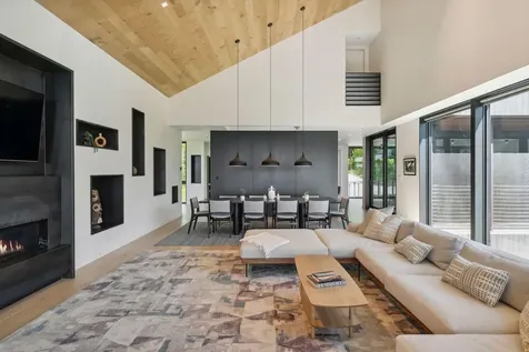 811 Bear Creek Lane Waterbury VT 05677