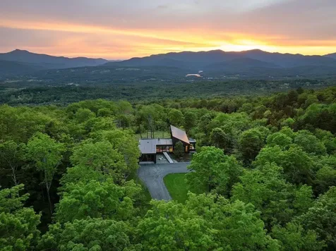 811 Bear Creek Lane Waterbury VT 05677