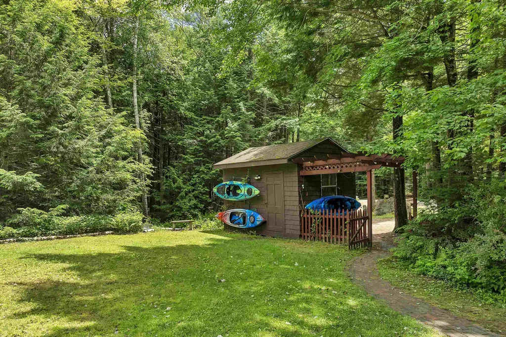 42 Forest Pond Road New Hampton NH 03256