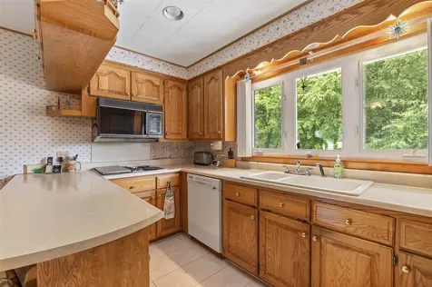 485 Madison Avenue Berlin NH 03570