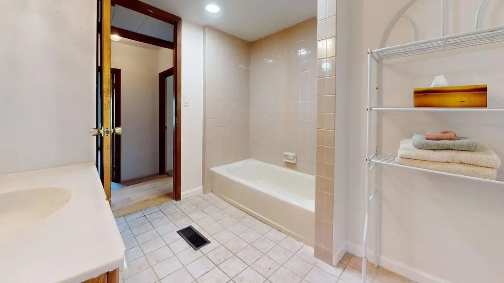 2557 Vt Route 78 Alburgh VT 05440