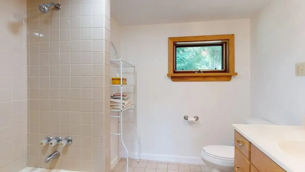 2557 Vt Route 78 Alburgh VT 05440