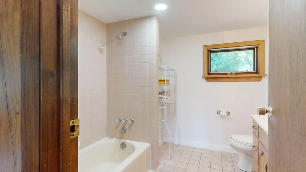 2557 Vt Route 78 Alburgh VT 05440