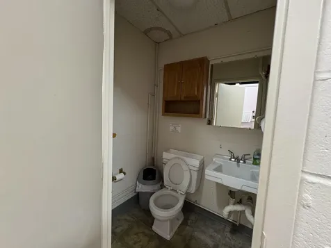 76 Derry Road Hudson NH 03051