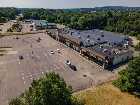 76 Derry Road Hudson NH 03051