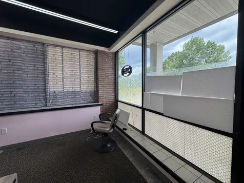 76 Derry Road Hudson NH 03051