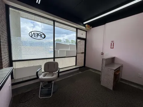 76 Derry Road Hudson NH 03051