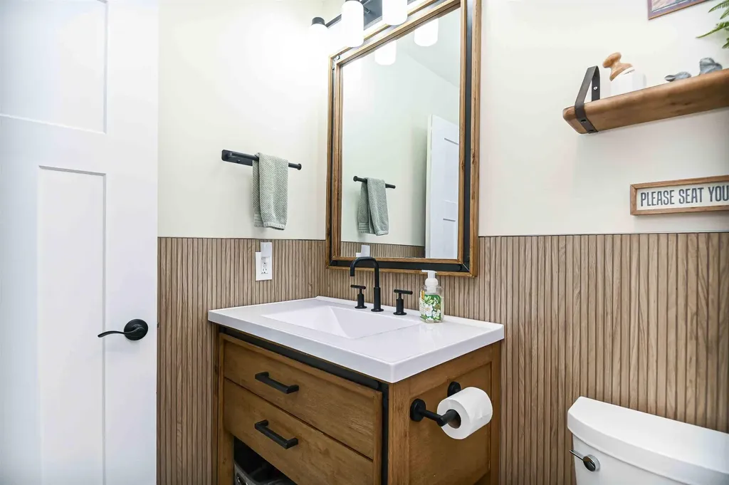 156 Front Street Exeter NH 03833