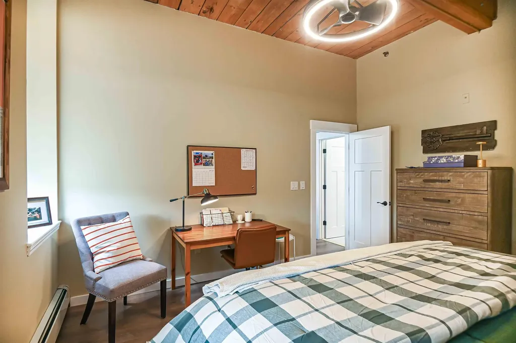 156 Front Street Exeter NH 03833