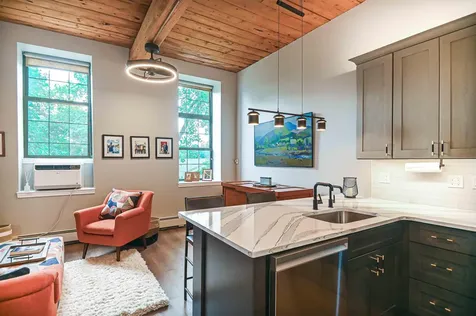 156 Front Street Exeter NH 03833