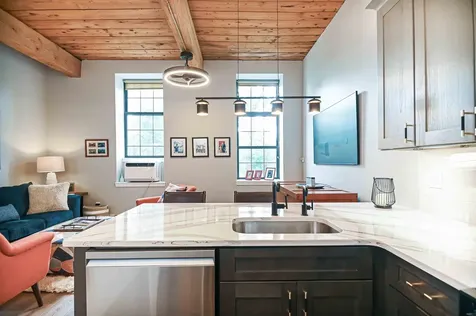 156 Front Street Exeter NH 03833