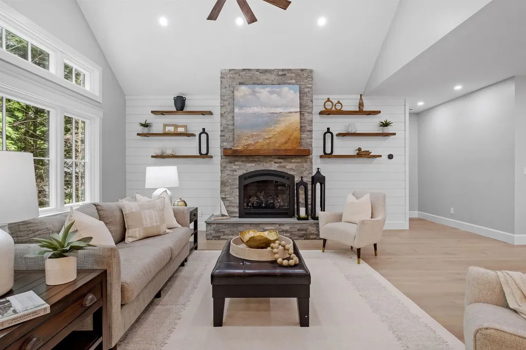 44 Valley Road Tuftonboro NH 03816