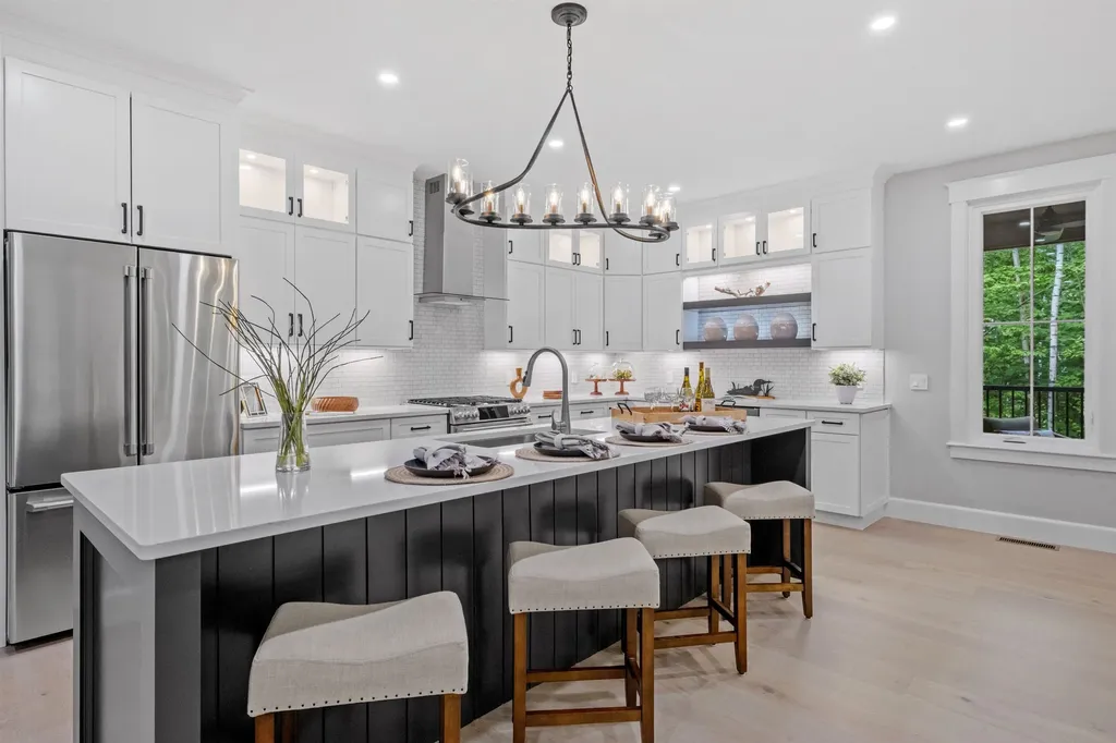 44 Valley Road Tuftonboro NH 03816