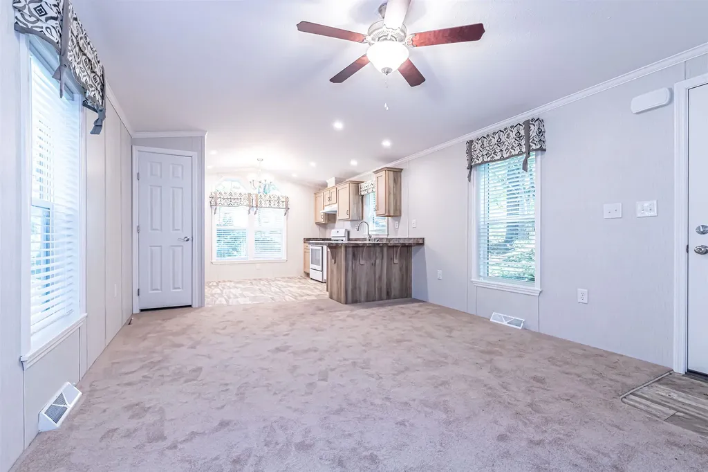 15 Sullivan Drive Allenstown NH 03275