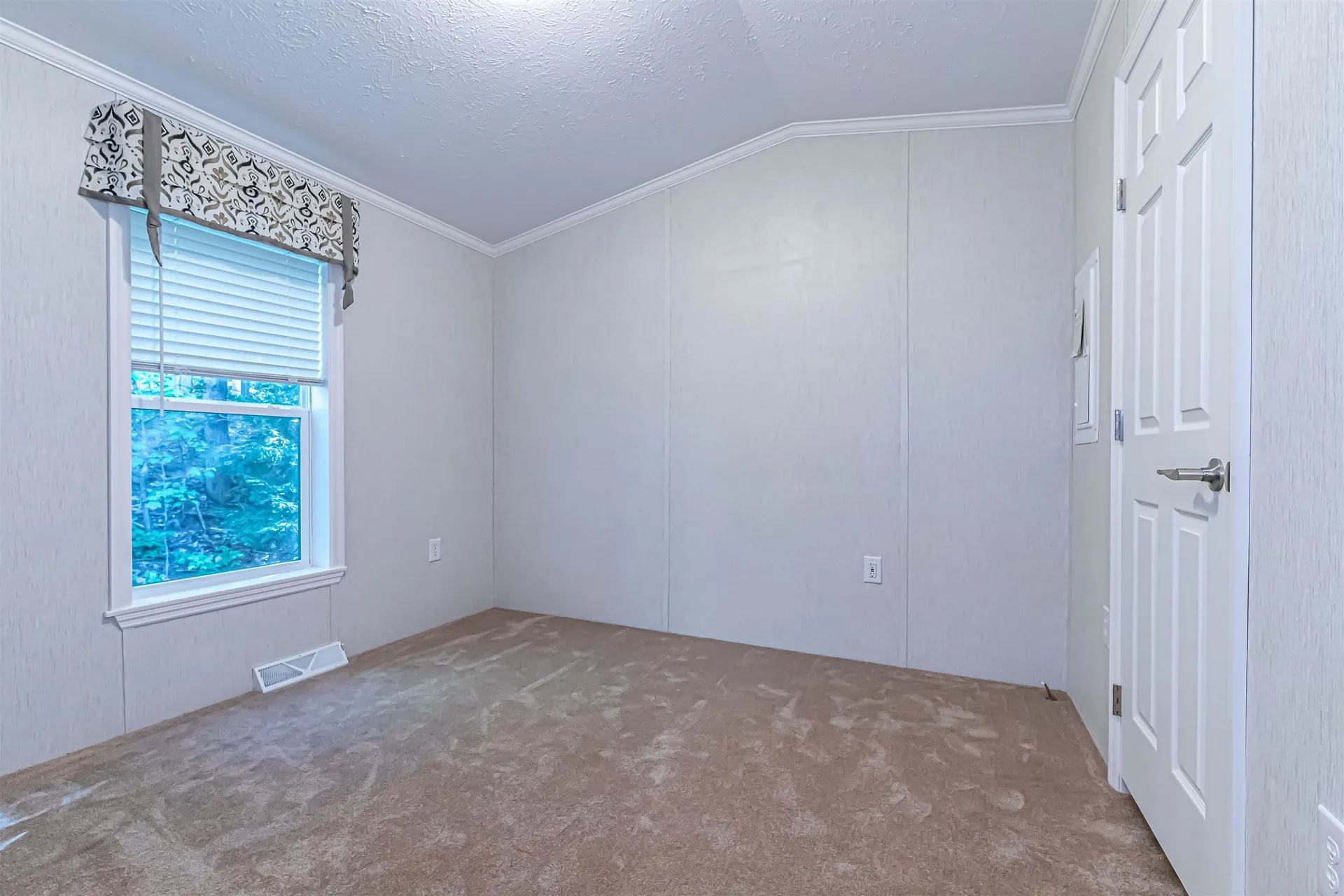 15 Sullivan Drive Allenstown NH 03275