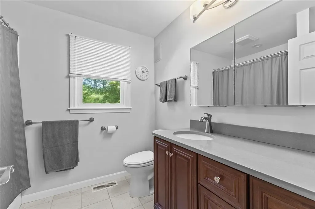 149 Oak Circle Colchester VT 05446