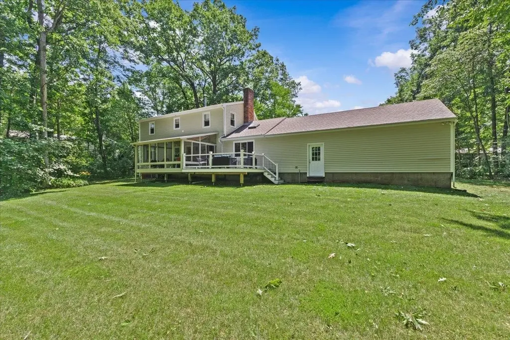 149 Oak Circle Colchester VT 05446
