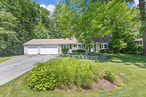 149 Oak Circle Colchester VT 05446