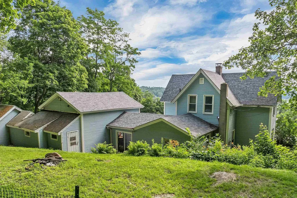 20 Coe Hill Road Center Harbor NH 03226