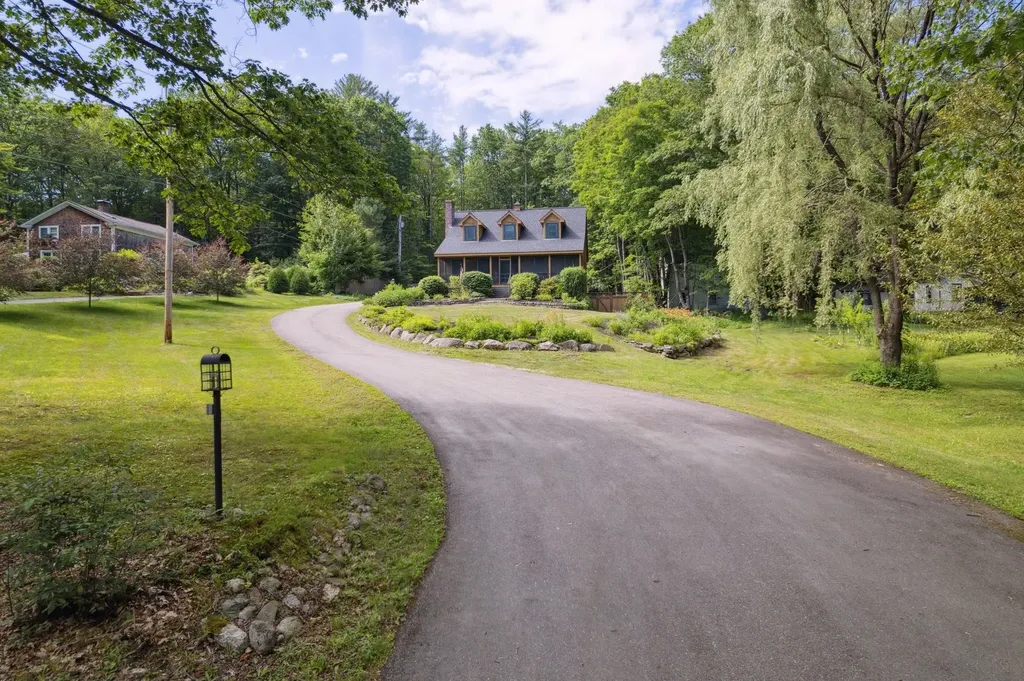 164 Keyser Street Sutton NH 03260