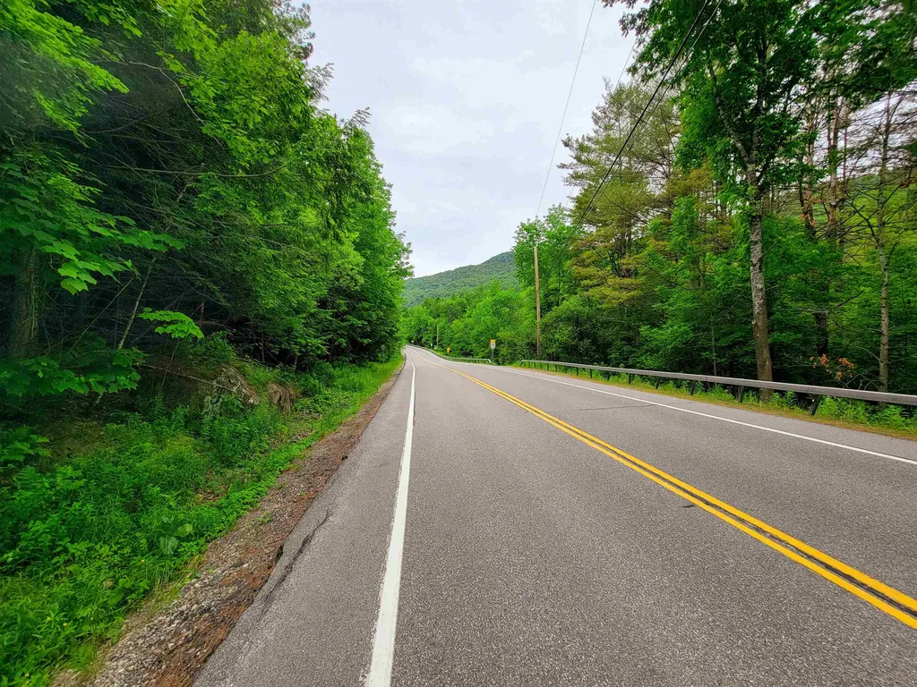 3745 Vt-100 Warren VT 05674