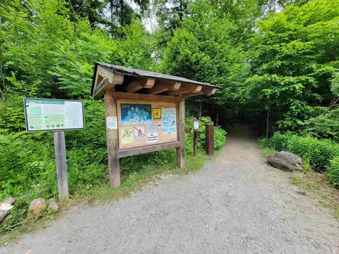 3745 Vt-100 Warren VT 05674