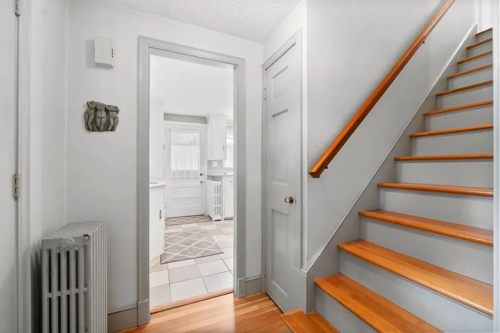 48 Pleasant Street Epping NH 03042