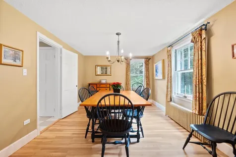 48 Pleasant Street Epping NH 03042