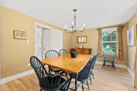 48 Pleasant Street Epping NH 03042