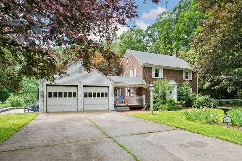 48 Pleasant Street Epping NH 03042