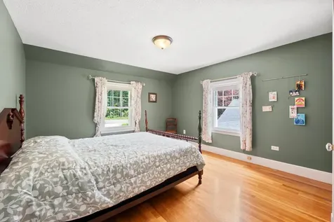 48 Pleasant Street Epping NH 03042