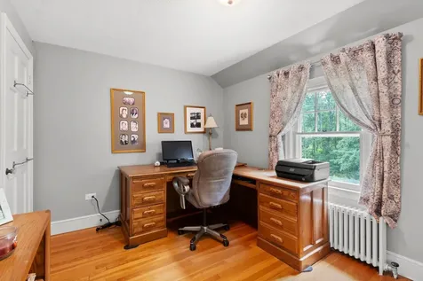 48 Pleasant Street Epping NH 03042