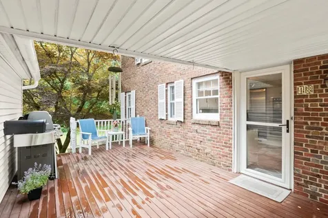 48 Pleasant Street Epping NH 03042