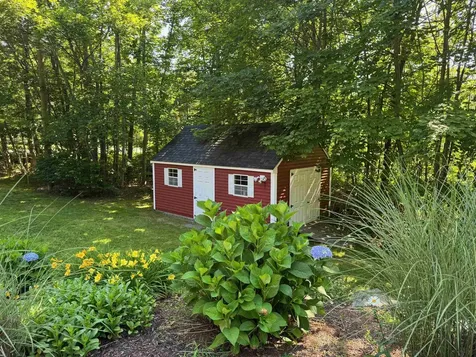 48 Pleasant Street Epping NH 03042