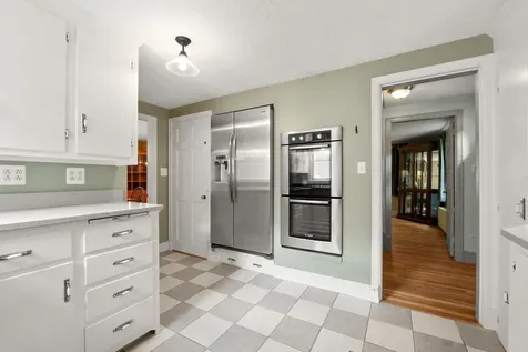 48 Pleasant Street Epping NH 03042