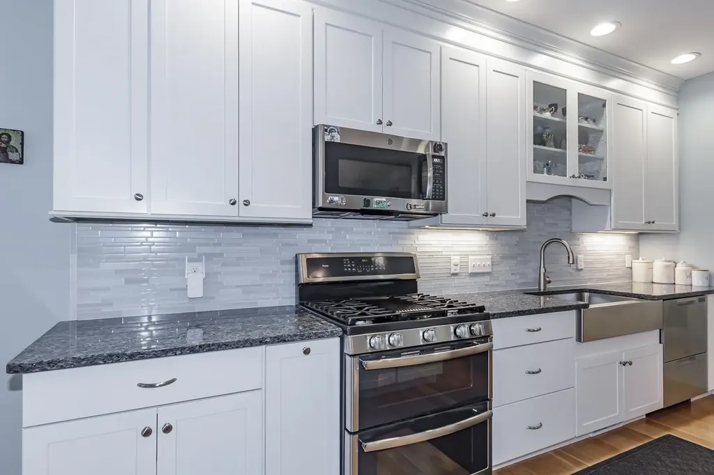 3 Putnam Farm Road Salem NH 03079